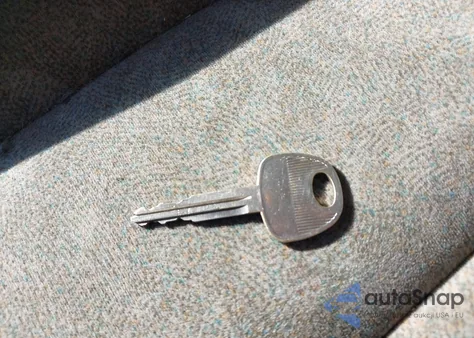 2001 Hyundai Elantra Gls из США, поврежденный, VIN KMHDN45D91U123095